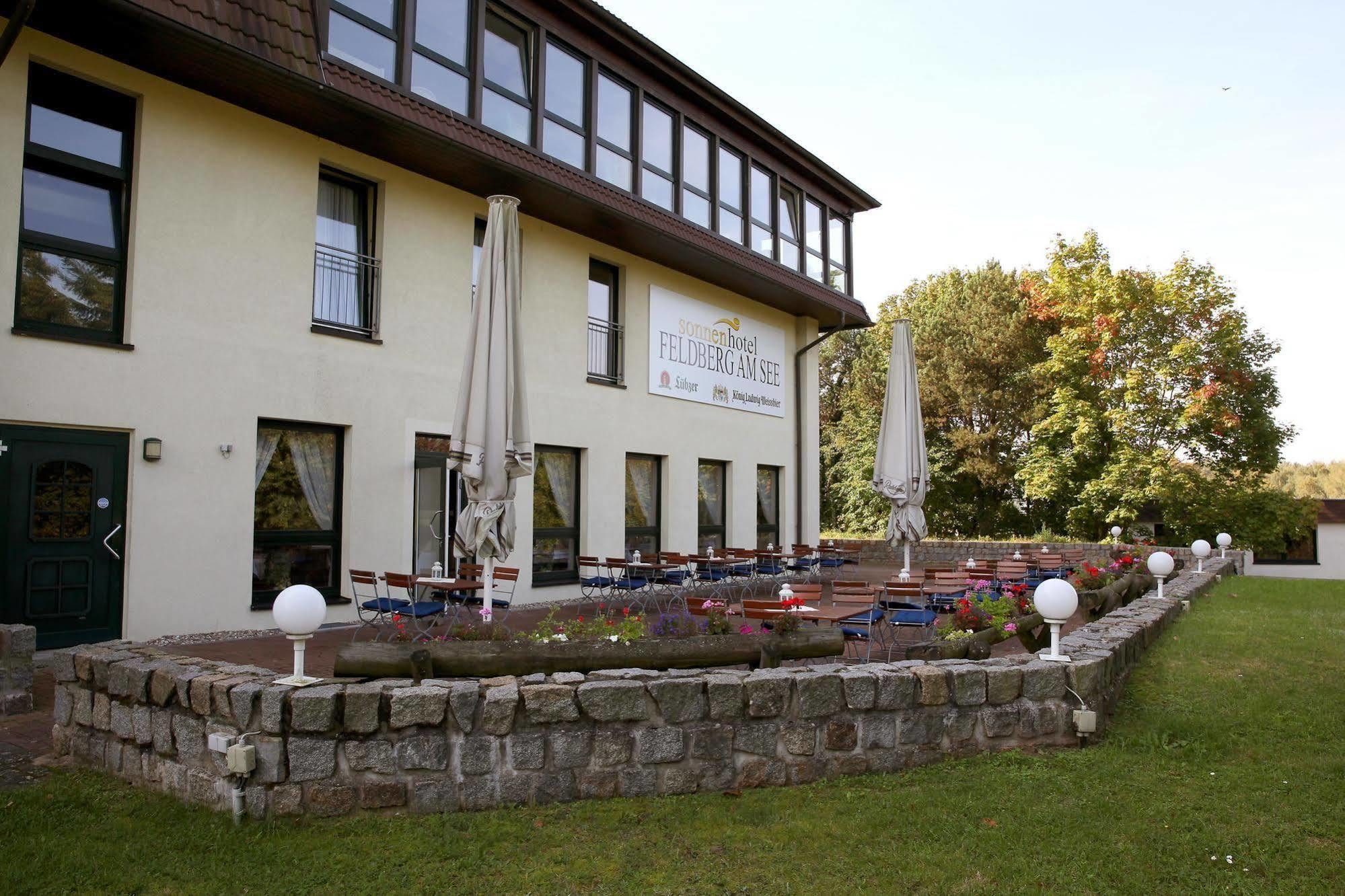 Sonnenhotel Feldberg Am See Mit Schwimmbad, Sauna Und Dampfbad Feldberger Seenlandschaft Exteriör bild